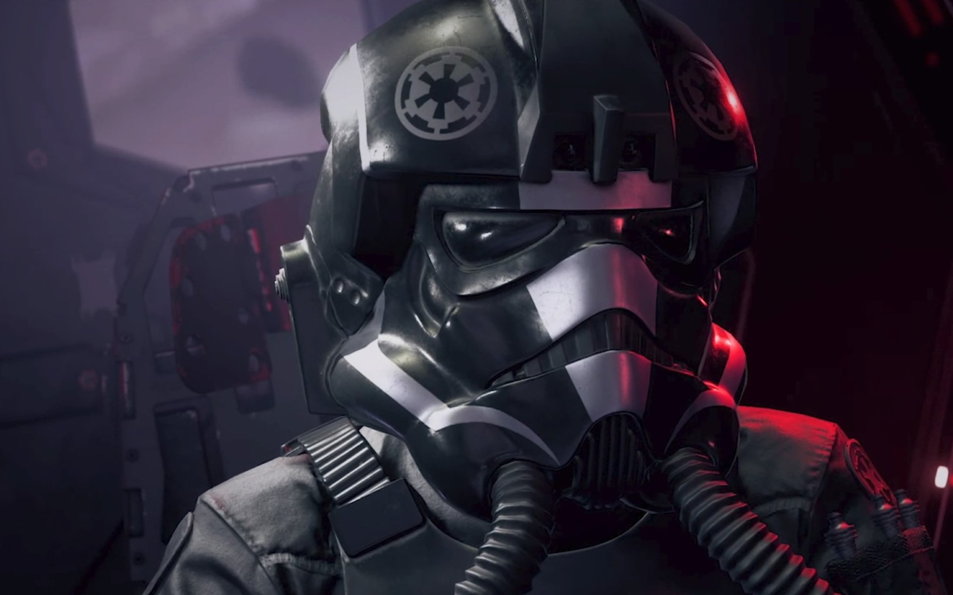 “水上救生:三叉湖游泳馆上演紧张刺激的竞技救援”